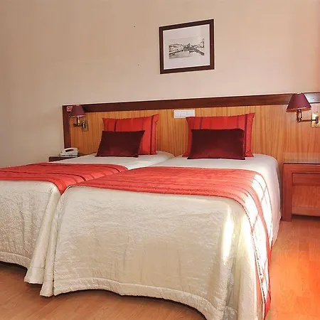 Center By Alboi Group 3*