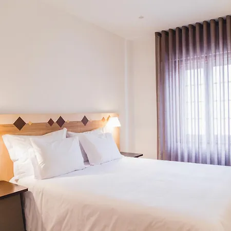 Center By Alboi Group Hotell 3*