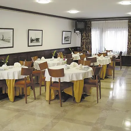 Center By Alboi Group 3* אבאירו