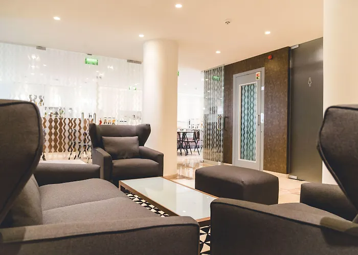 מלון Center By Alboi Group
