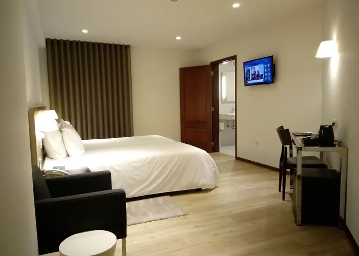 Center By Alboi Group 3* أفيرو