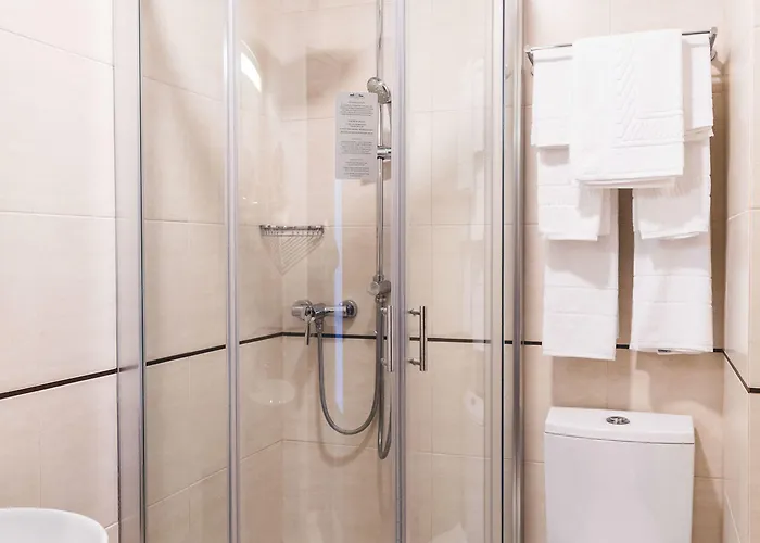 فندق Center By Alboi Group