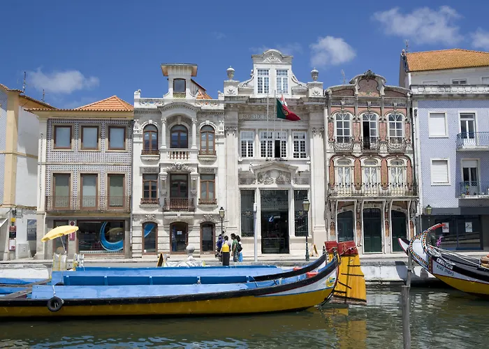 Center By Alboi Group 3*