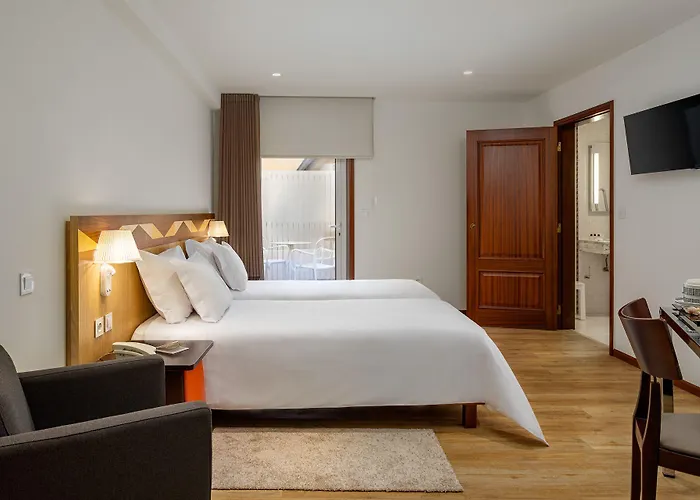 Center By Alboi Group מלון