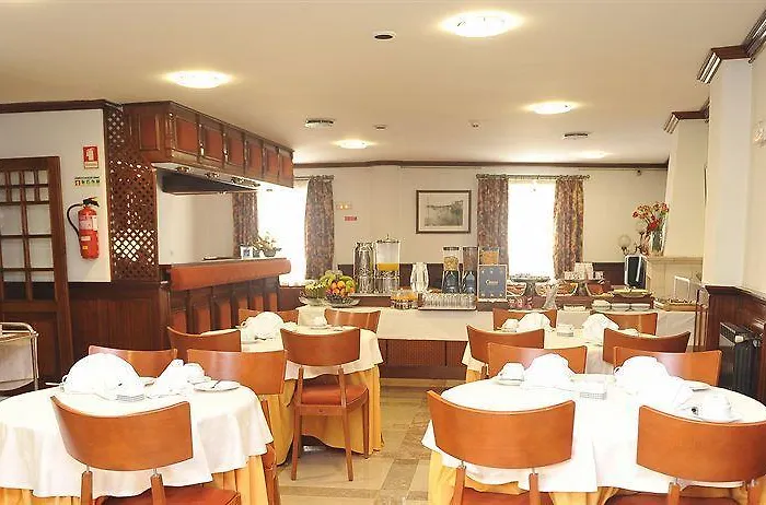 Center By Alboi Group فندق أفيرو