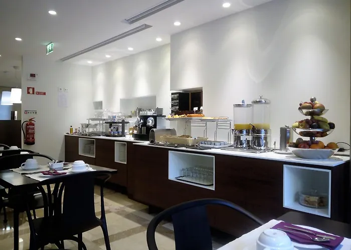 Center By Alboi Group 3*