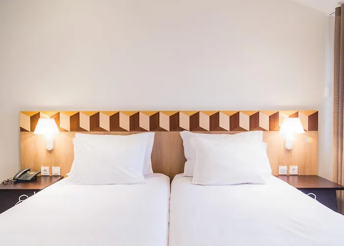 Center By Alboi Group 3* أفيرو